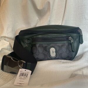 Coach signature belt bag Retro,Charcoal/Amazon Green. Fanny pack/ belt bag.